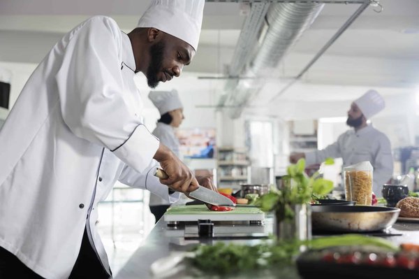 Location de cuisine professionnelle à Paris : conseils pour réussir le projet